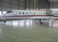 Betonboden Poliert im Flugzeughangar